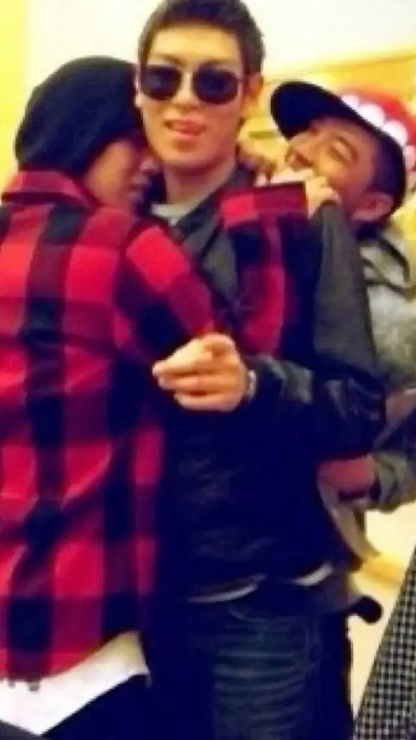 ai character: Bigbang dorms 2 background