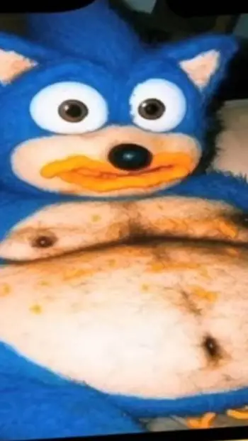ai character: Cute sonic background