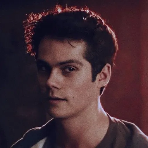 chat with ai character: Void Stiles