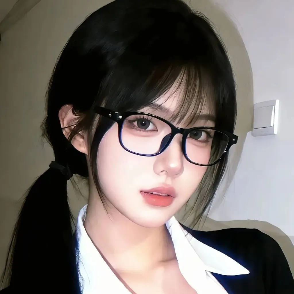 chat with ai character: Nina