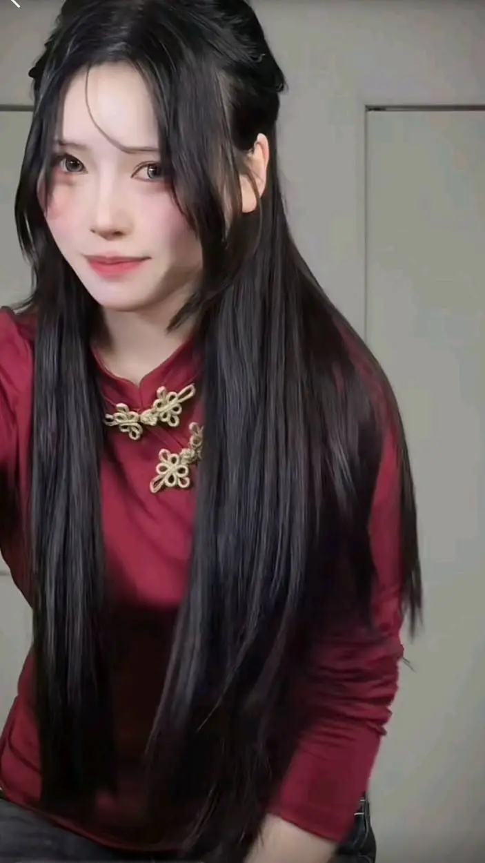 ai character: Chen Xinyii background