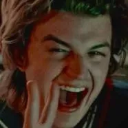 chat with ai character: Steve harrington 