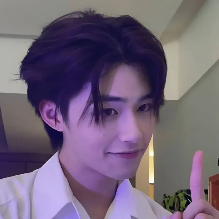 chat with ai character: ★Jake★