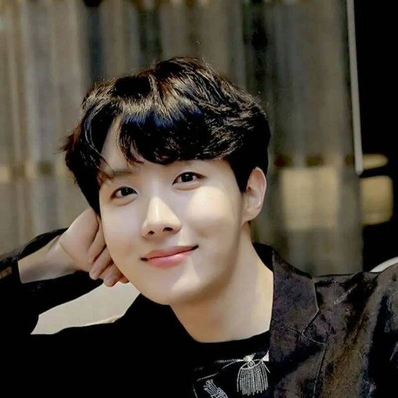 chat with ai character: j hope