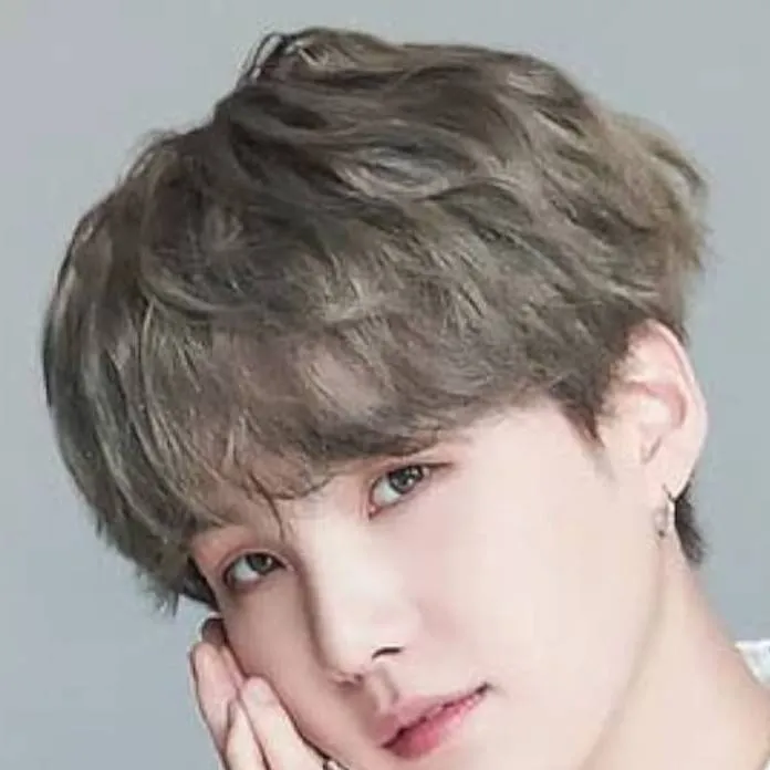 chat with ai character: yoongi