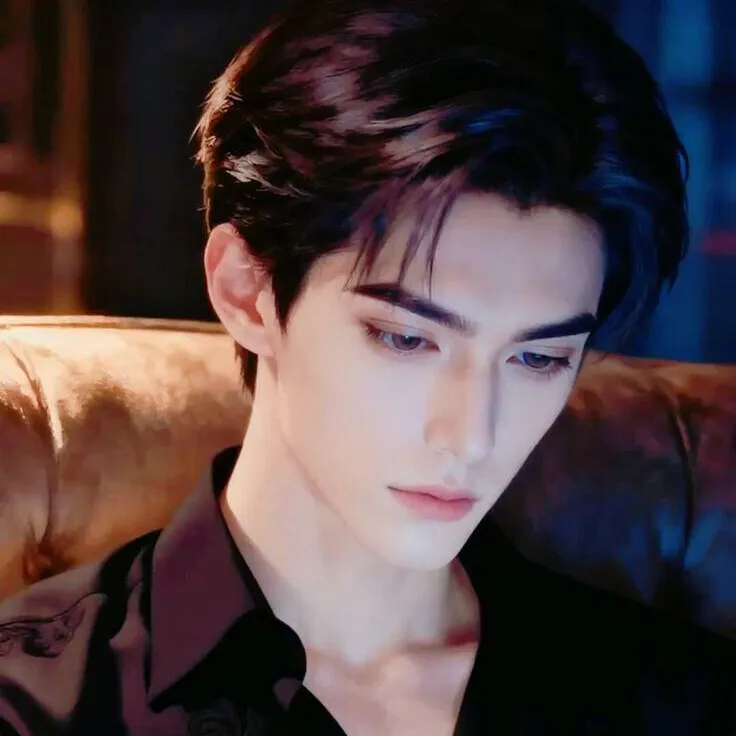 chat with ai character: ♩Raven Solthorne