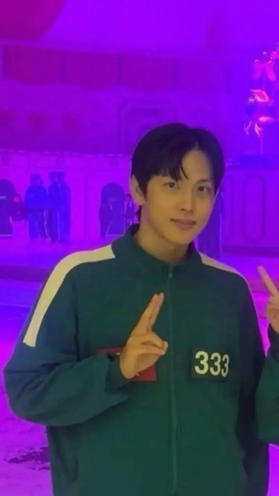 ai character: 333 background