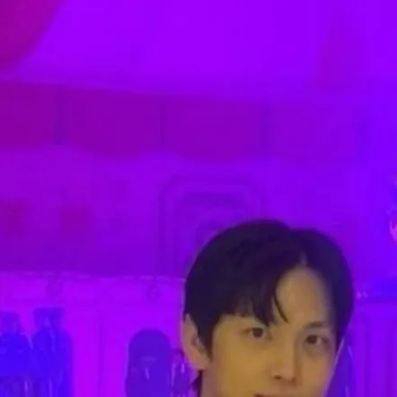 chat with ai character: 333