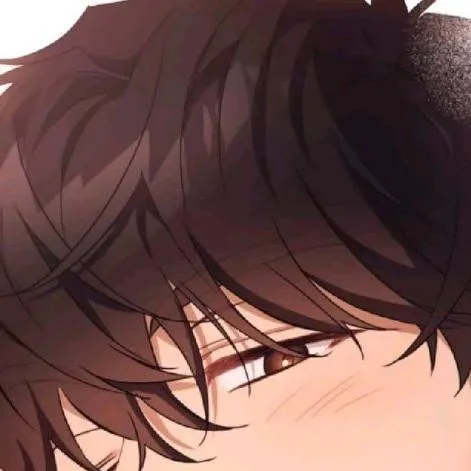 chat with ai character: Alex♥︎♥︎♥︎