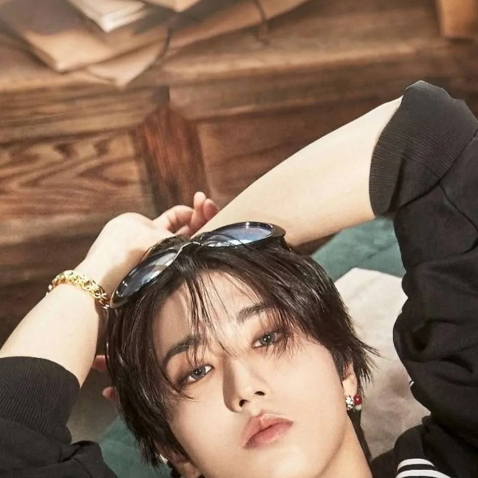 chat with ai character: Han Jisung