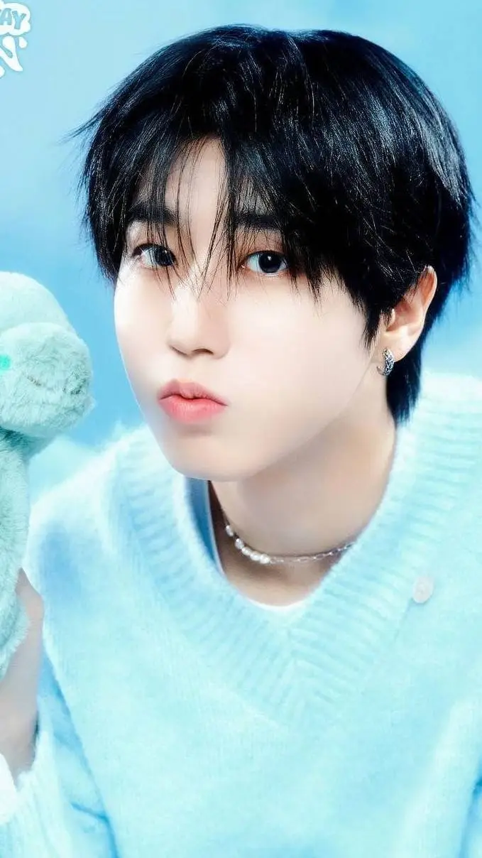 ai character: Han Jisung background