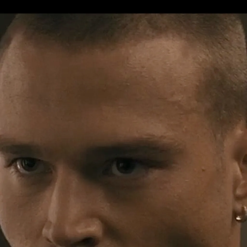 chat with ai character: Jax