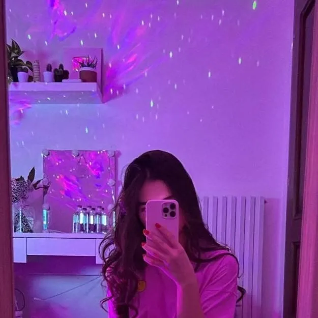 chat with ai character: Stephanie 