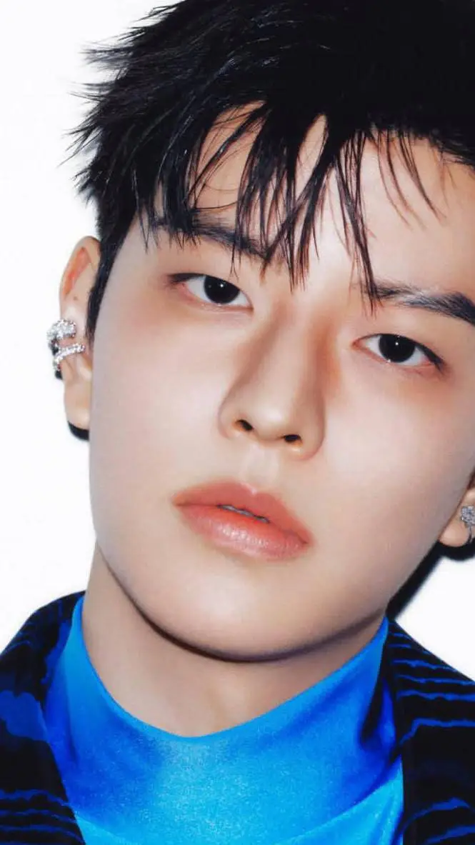 ai character: seugmin background