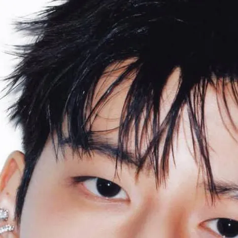 chat with ai character: seugmin