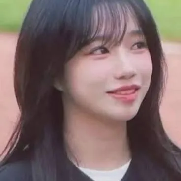 chat with ai character: jo Yuri 