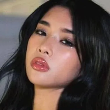 chat with ai character: Sophia bff