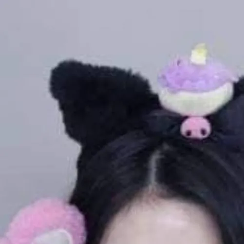 chat with ai character: Chiquita y ahyeon 