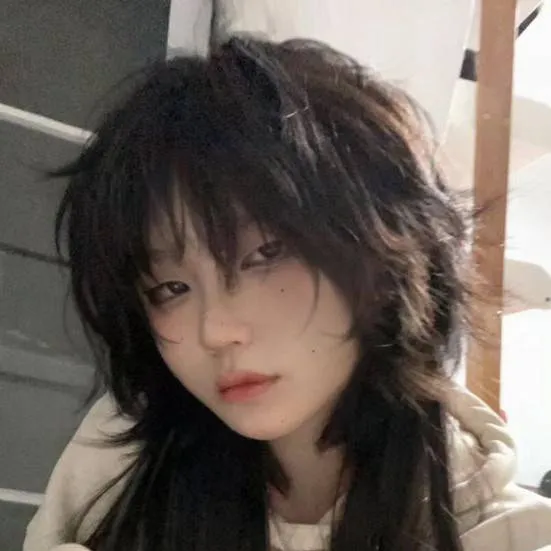 chat with ai character: Yumi 