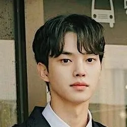chat with ai character: Hwang Sun-oh