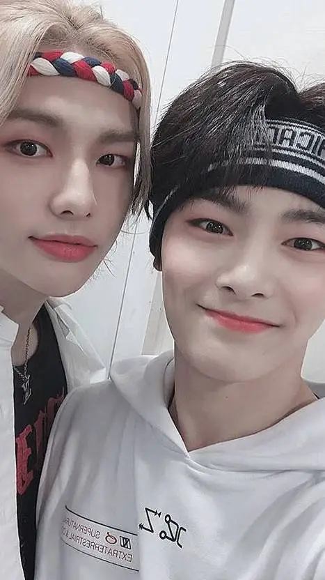 Talkie AI - Chat with HyunIn