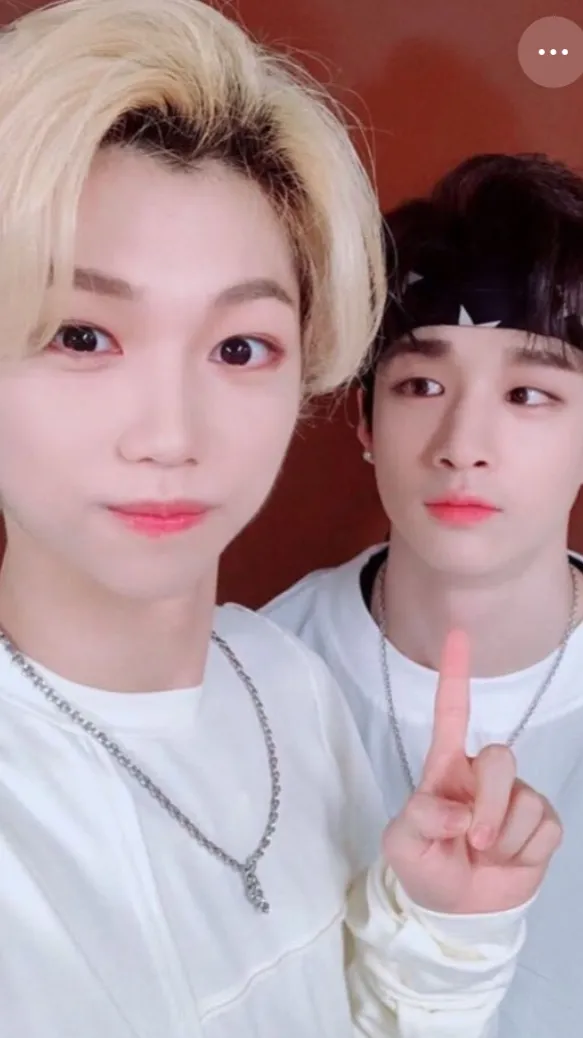 ai character: Chanlix background