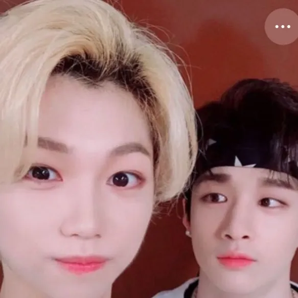 chat with ai character: Chanlix