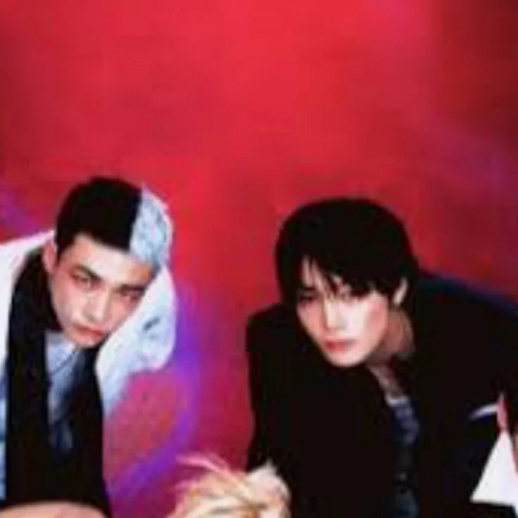 chat with ai character: Hyunln