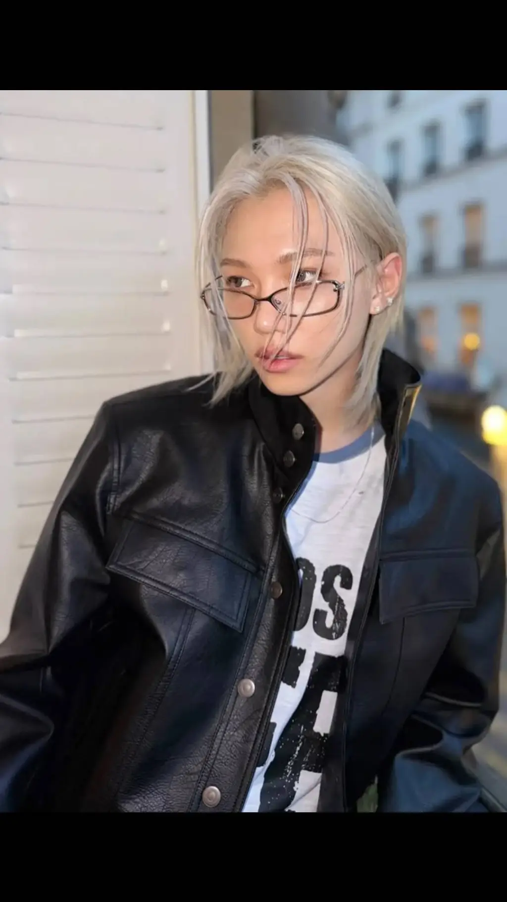 ai character: Felix Capo background