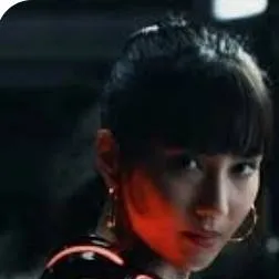 chat with ai character: ♠️Risa♠️