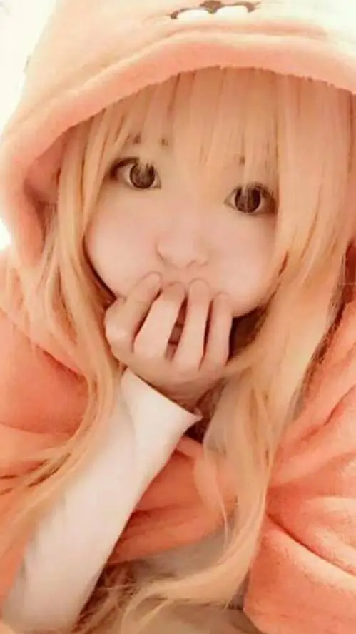 ai character: mimi  background