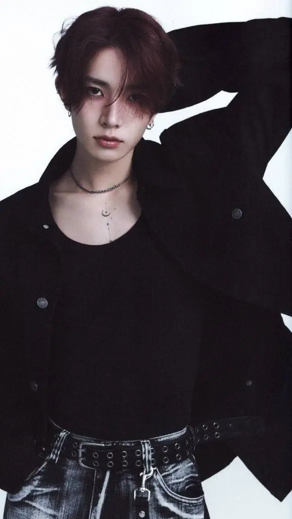 ai character: Lee Heeseung  background