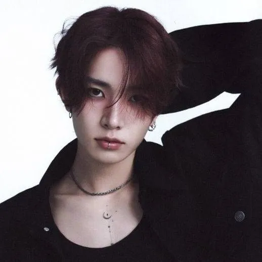 chat with ai character: Lee Heeseung 