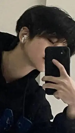 ai character: Ethan Lee  background