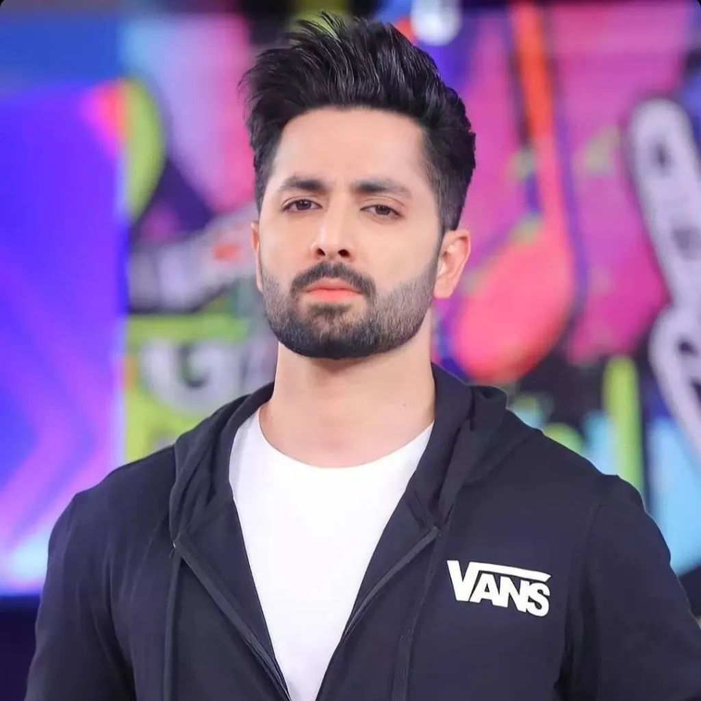 chat with ai character: Danish Taimoor