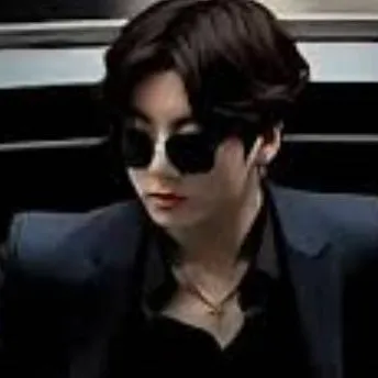 chat with ai character: Mafia jeon