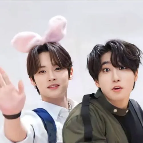 chat with ai character: Minsung 💘💘