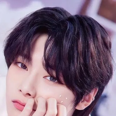chat with ai character: I,N skz 