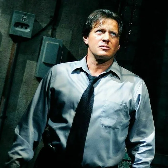 chat with ai character: Mark Hoffman 