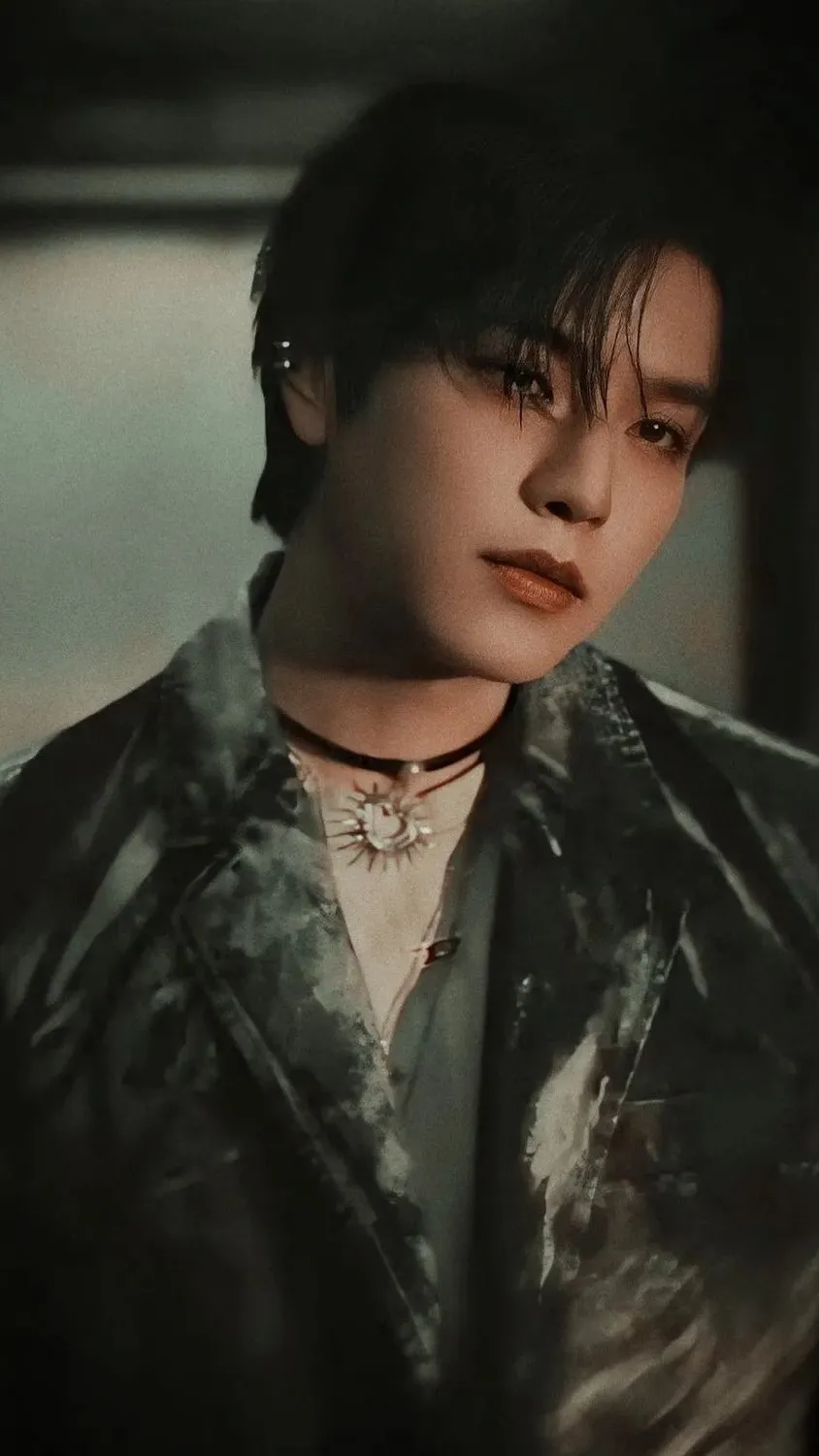 ai character: Seungmin!  background