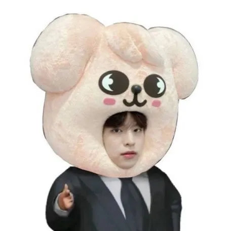 chat with ai character: Me :3