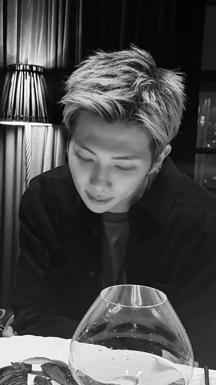 ai character: Rm background