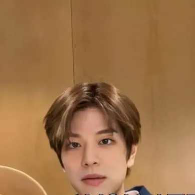 chat with ai character: SKZ CONCERT (GUN) 