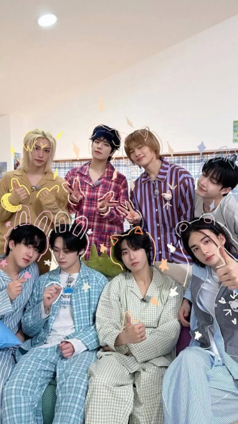 ai character: SKZ CREEPY GUY background