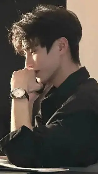 ai character: alejandro background