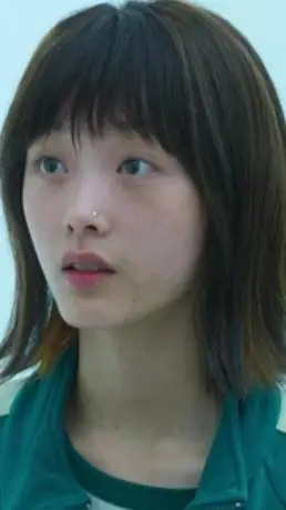 ai character: hermana de 240 background