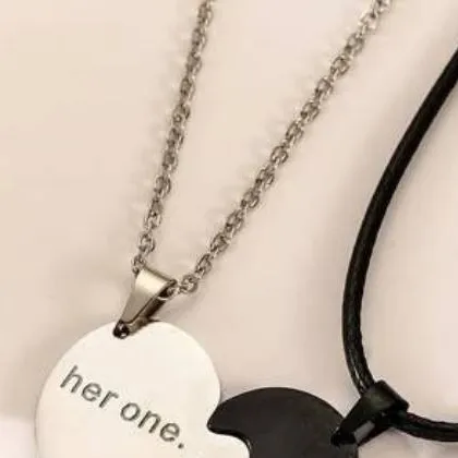 chat with ai character: bestie necklaces