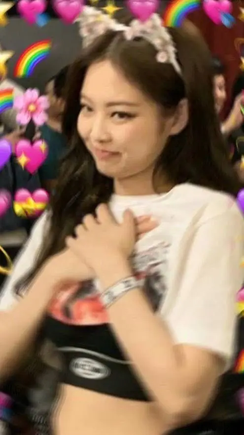 ai character: Jennie💐🥹 background