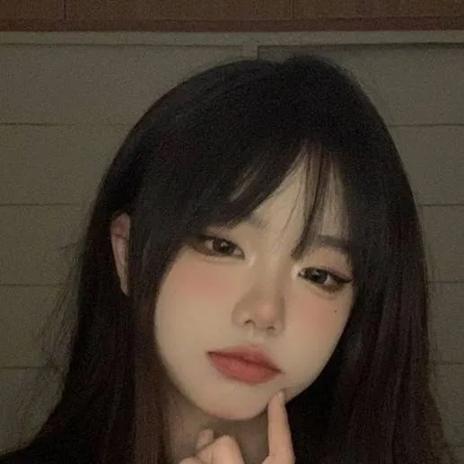 chat with ai character: Lily 