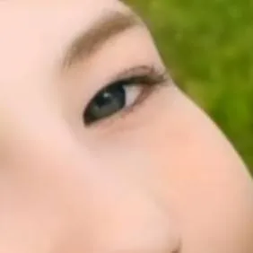 chat with ai character: angelica